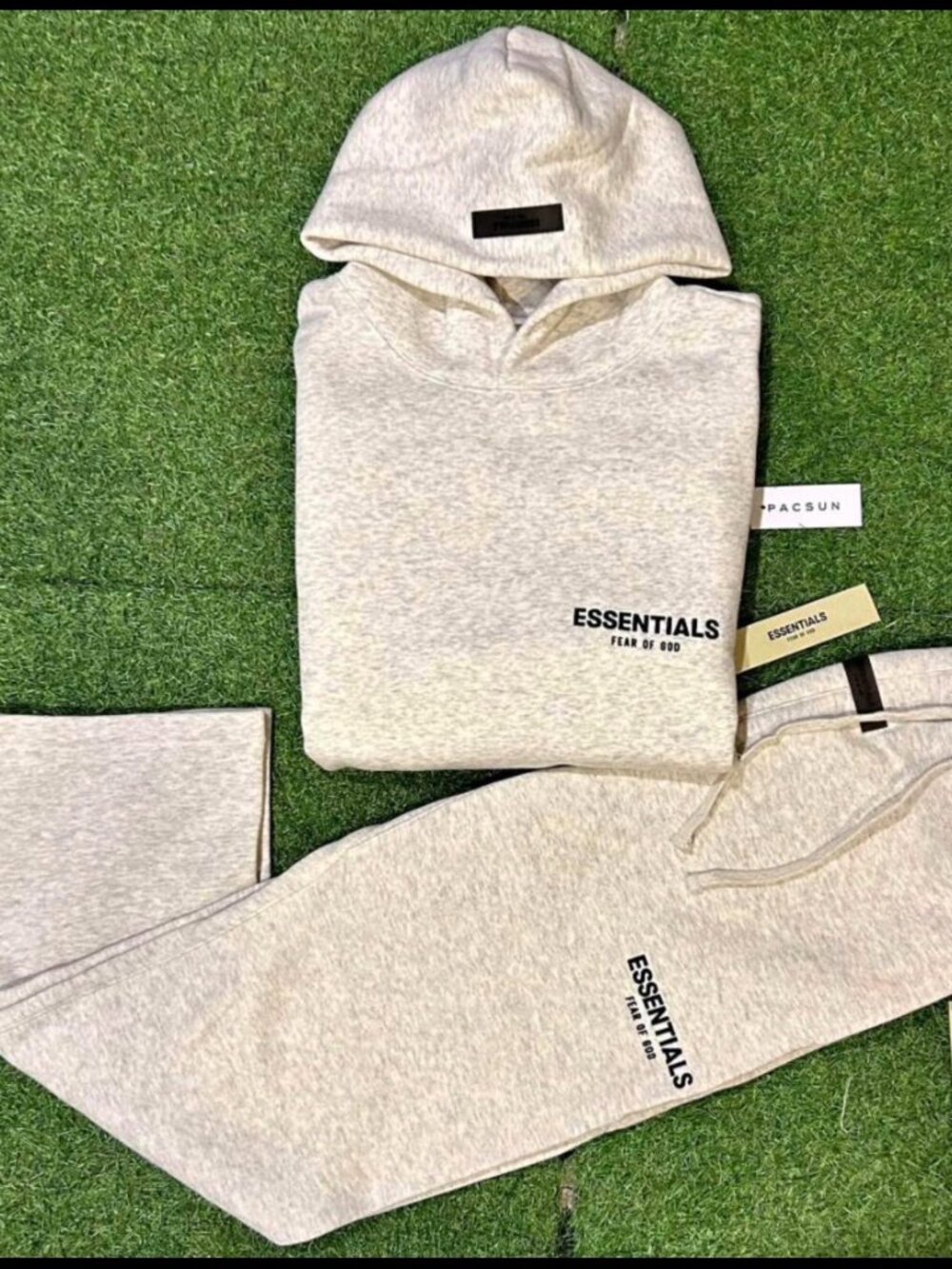 Essentials X large Light oat new uncuffed set